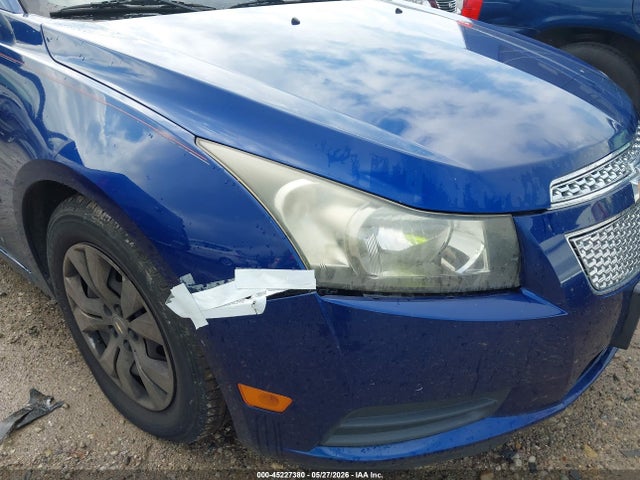 45227380 :رقم المزاد ، 1G1PC5SH8C7191709 vin ، 2012 Chevrolet Cruze Ls مزاد بيع