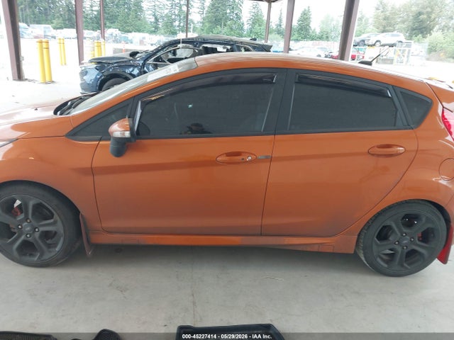 Ford FIESTA ST 2017 3FADP4GX6HM117460 Image 14