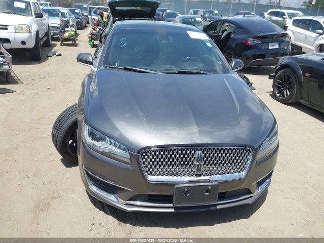 3LN6L5MU4JR613537 Lincoln Mkz Hybrid Reserve