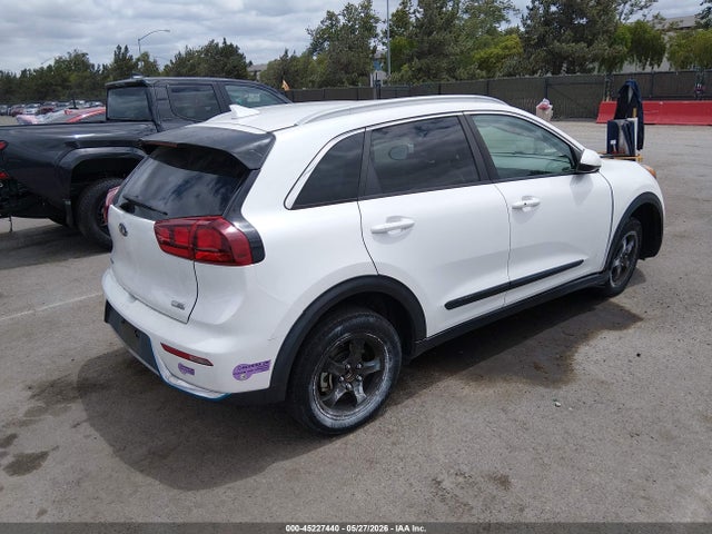 Продаж на аукціоні авто 2019 Kia Niro Plug-in Hybrid Lx, vin: KNDCM3LD5K5234335, номер лоту: 45227440