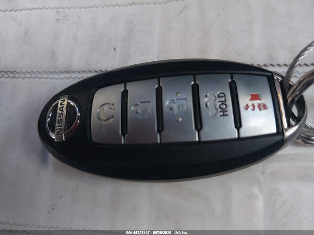 1N4AA6AP5HC432700 Nissan Maxima 3.5 Platinum