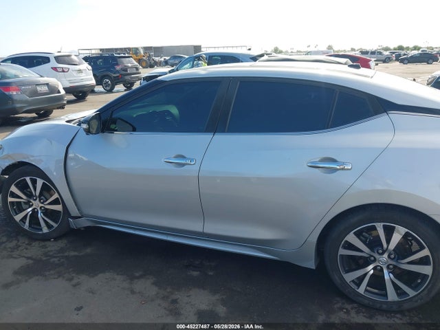 1N4AA6AP5HC432700 Nissan Maxima 3.5 Platinum
