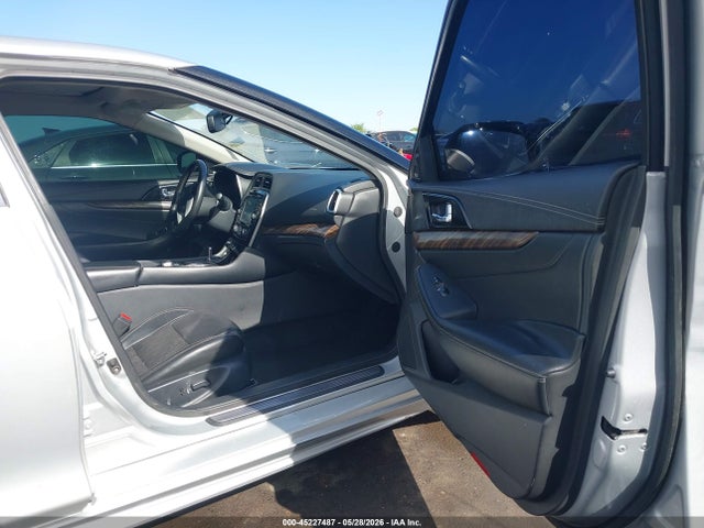 1N4AA6AP5HC432700 Nissan Maxima 3.5 Platinum