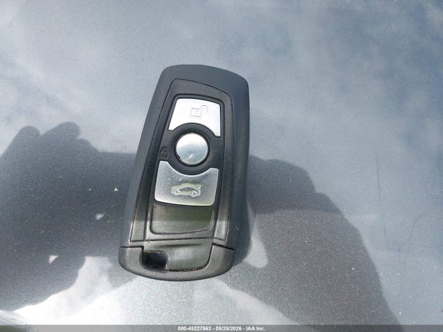 2014 Bmw 320i Xdrive მანქანა იყიდება აუქციონზე, vin: WBA3C3C5XEF986913, აუქციონის ნომერი: 45227563