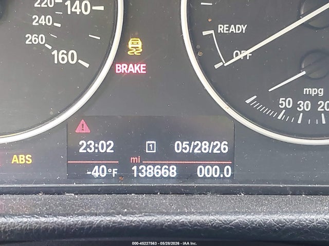 2014 Bmw 320i Xdrive მანქანა იყიდება აუქციონზე, vin: WBA3C3C5XEF986913, აუქციონის ნომერი: 45227563
