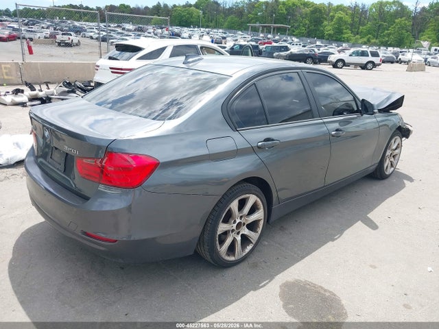 2014 Bmw 320i Xdrive მანქანა იყიდება აუქციონზე, vin: WBA3C3C5XEF986913, აუქციონის ნომერი: 45227563
