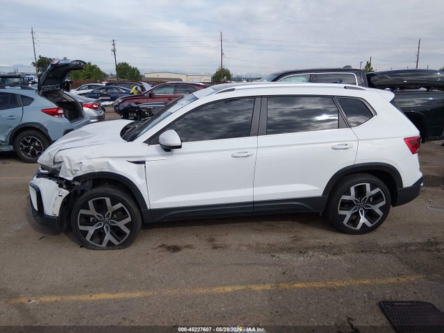 Aukcja sprzedaży 2022 Volkswagen Taos 1.5t Sel, vin: 3VV2X7B25NM018883, numer aukcji: 45227607
