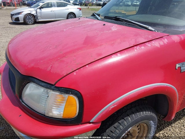Продаж на аукціоні авто 1998 Ford F-150 Lariat/standard/xl/xlt, vin: 2FTZX18W1WCA75647, номер лоту: 45227606