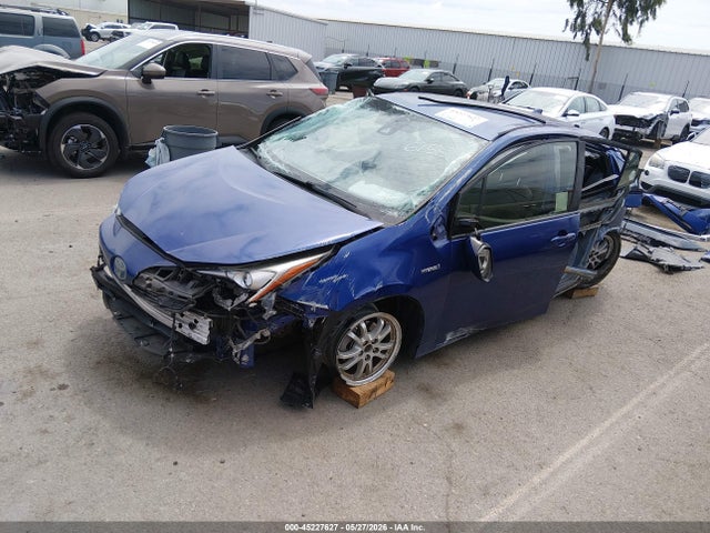 2018 Toyota Prius Two მანქანა იყიდება აუქციონზე, vin: JTDKBRFU7J3596158, აუქციონის ნომერი: 45227627