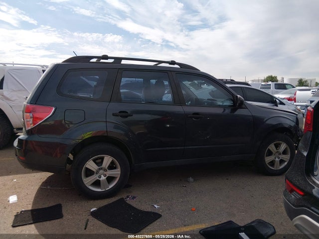 45227655 :رقم المزاد ، JF2SHABC8DH440880 vin ، 2013 Subaru Forester 2.5x مزاد بيع