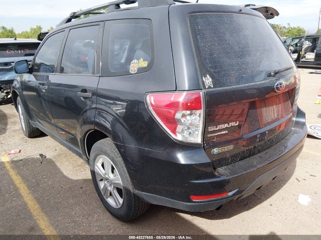45227655 :رقم المزاد ، JF2SHABC8DH440880 vin ، 2013 Subaru Forester 2.5x مزاد بيع