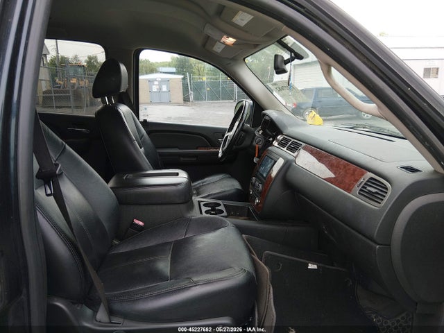Продажа на аукционе авто 2008 Chevrolet Tahoe Lt, vin: 1GNFK13028J176938, номер лота: 45227682