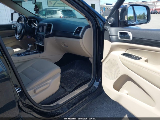 45227687 :رقم المزاد ، 1C4RJFAG3MC699485 vin ، 2021 Jeep Grand Cherokee Laredo E 4x4 مزاد بيع