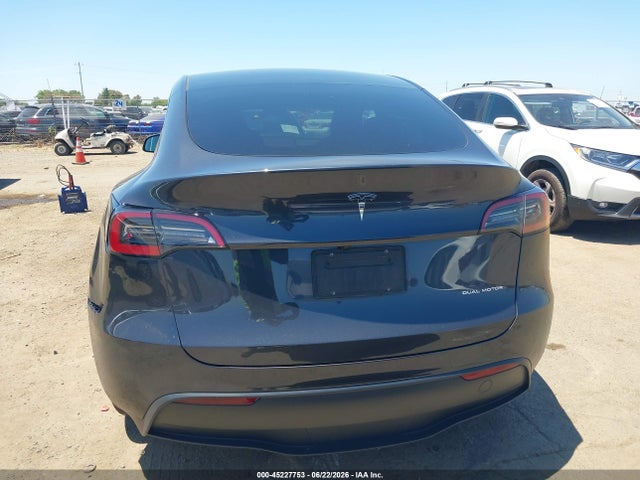 Aukcja sprzedaży 2025 Tesla Model Y Long Range Dual Motor All-wheel Drive, vin: 7SAYGDEE1SF318310, numer aukcji: 45227753
