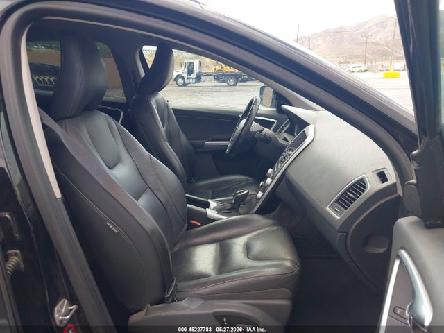 2016 Volvo Xc60 T5 Drive-e Premier მანქანა იყიდება აუქციონზე, vin: YV440MDK2G2857260, აუქციონის ნომერი: 45227783