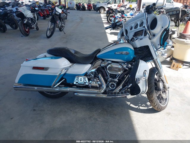 Harley-Davidson Flhtcu Ultra Classic Electra Gld 2017 1HD1FCC16HB668053 Image 12
