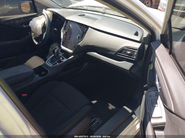 45227812 :رقم المزاد ، 4S3BWAF66S3008291 vin ، 2025 Subaru Legacy Premium مزاد بيع