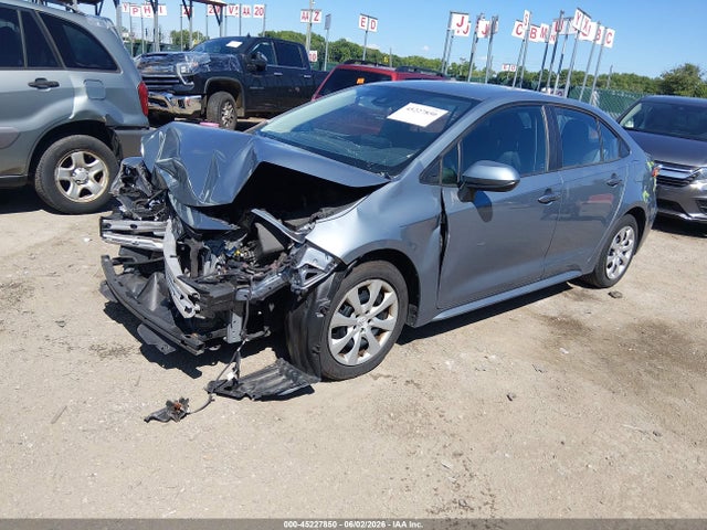 Продажа на аукционе авто 2021 Toyota Corolla Le, vin: 5YFEPMAE0MP228787, номер лота: 45227850