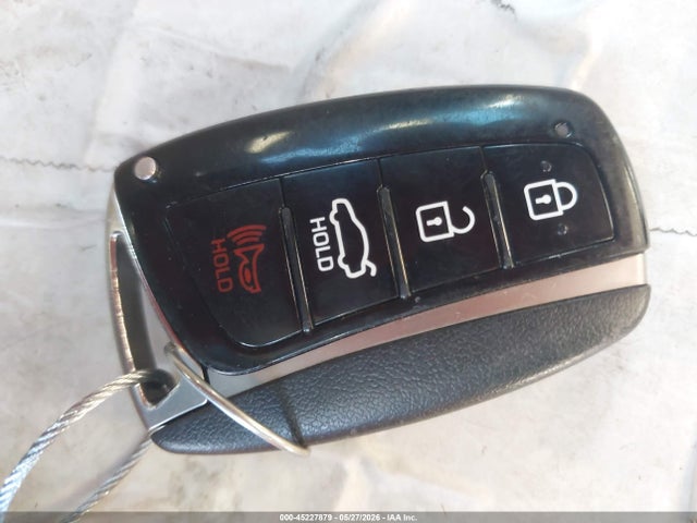 45227879 :رقم المزاد ، KMHGN4JF2FU047005 vin ، 2015 Hyundai Genesis 5.0 مزاد بيع