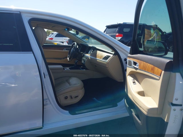 45227879 :رقم المزاد ، KMHGN4JF2FU047005 vin ، 2015 Hyundai Genesis 5.0 مزاد بيع