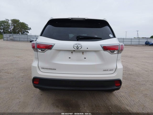 Toyota Highlander Xle V6 2016 5TDJKRFH2GS344615 Image 17