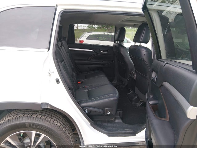 Toyota Highlander Xle V6 2016 5TDJKRFH2GS344615 Image 8