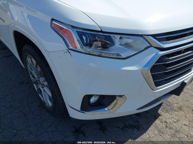 1GNEVJKW2JJ187033 Chevrolet Traverse Premier