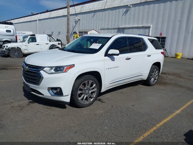 1GNEVJKW2JJ187033 Chevrolet Traverse Premier