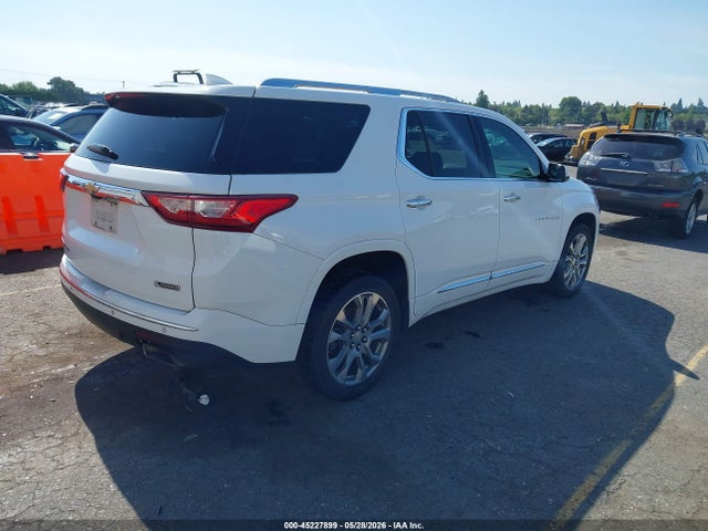 1GNEVJKW2JJ187033 Chevrolet Traverse Premier
