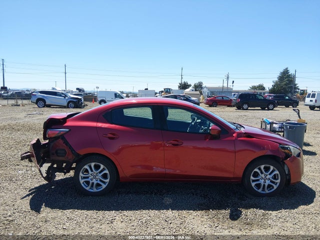 3MYDLBYV6HY178647 Toyota YARIS IA