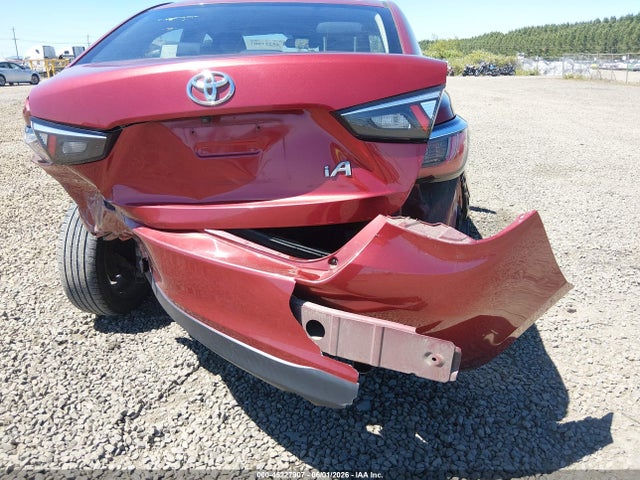 3MYDLBYV6HY178647 Toyota YARIS IA
