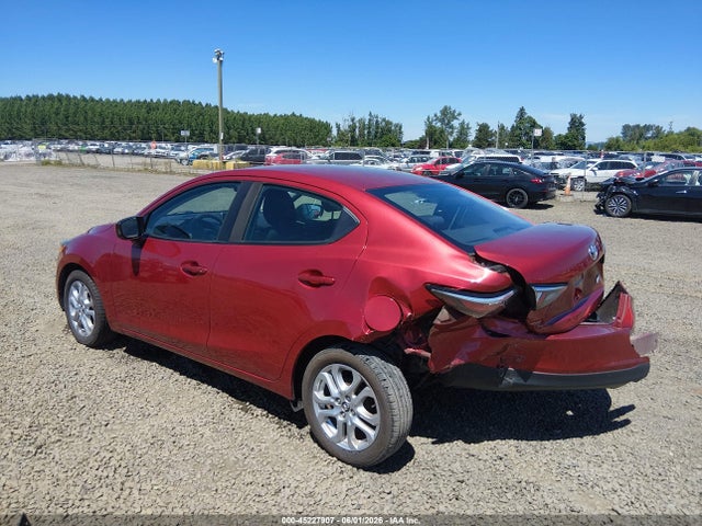 3MYDLBYV6HY178647 Toyota YARIS IA