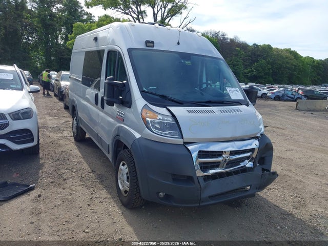 45227950 :رقم المزاد ، 3C6TRVBGXHE521988 vin ، 2017 Ram Promaster 1500 High Roof 136 Wb مزاد بيع