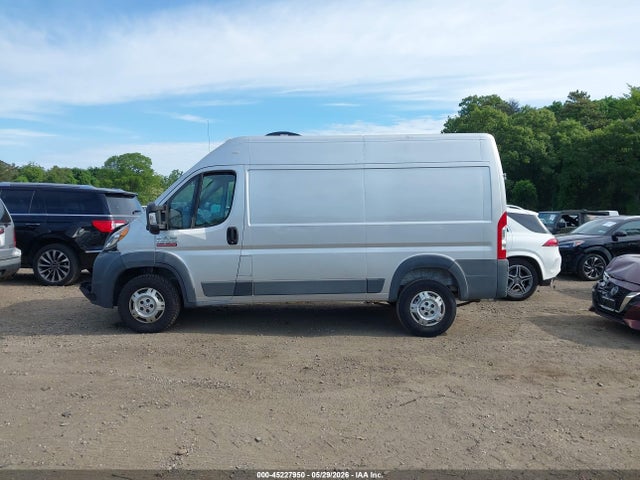 45227950 :رقم المزاد ، 3C6TRVBGXHE521988 vin ، 2017 Ram Promaster 1500 High Roof 136 Wb مزاد بيع