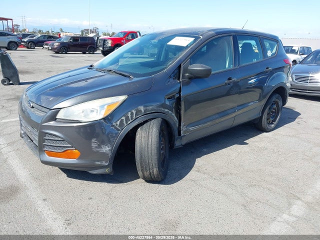 Продажа на аукционе авто 2016 Ford Escape S, vin: 1FMCU0F76GUC27794, номер лота: 45227964