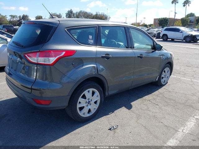 Продажа на аукционе авто 2016 Ford Escape S, vin: 1FMCU0F76GUC27794, номер лота: 45227964