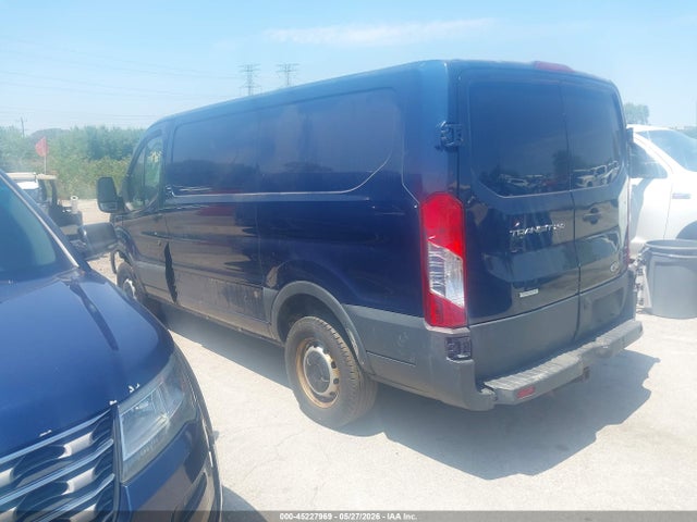 1FTNR1ZG0FKA41663 Ford Transit-250
