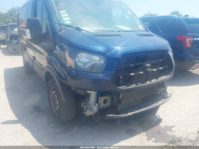 1FTNR1ZG0FKA41663 Ford Transit-250