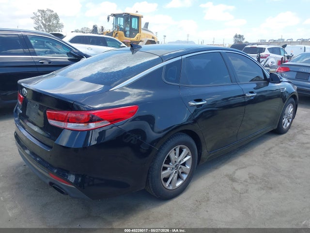 2018 Kia Optima Lx მანქანა იყიდება აუქციონზე, vin: 5XXGT4L34JG178755, აუქციონის ნომერი: 45228017