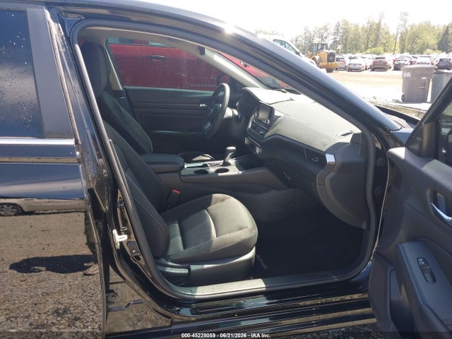1N4BL4BV1MN335542 Nissan Altima S Fwd