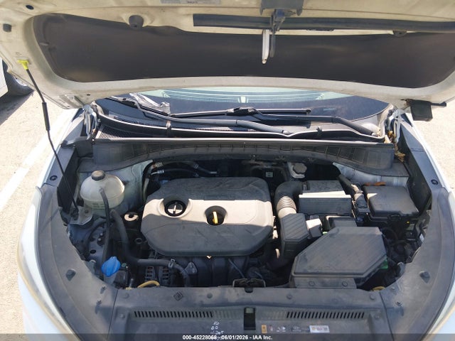 Hyundai TUCSON SE 2016 KM8J23A41GU215239 Image 10