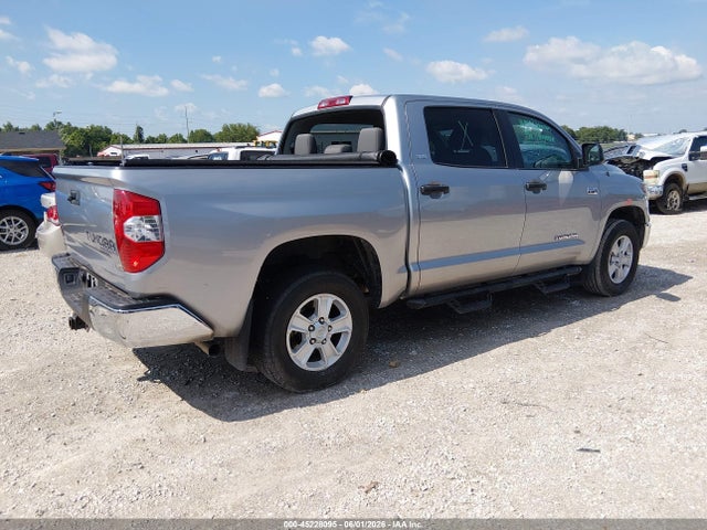 5TFDW5F17KX852739 Toyota Tundra Sr5 5.7l V8