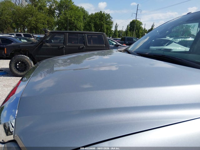 5TFDW5F17KX852739 Toyota Tundra Sr5 5.7l V8