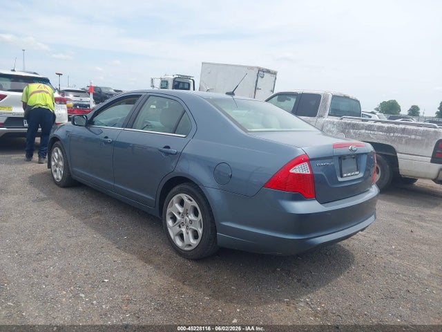 45228116 :رقم المزاد ، 3FAHP0HA3BR203212 vin ، 2011 Ford Fusion Se مزاد بيع