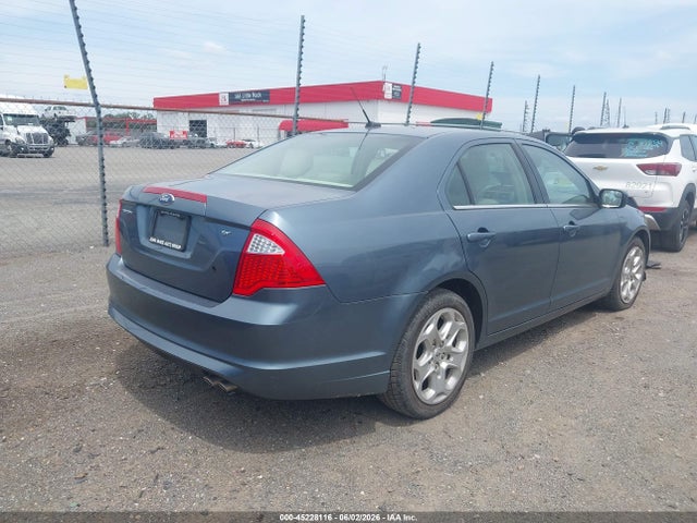 45228116 :رقم المزاد ، 3FAHP0HA3BR203212 vin ، 2011 Ford Fusion Se مزاد بيع