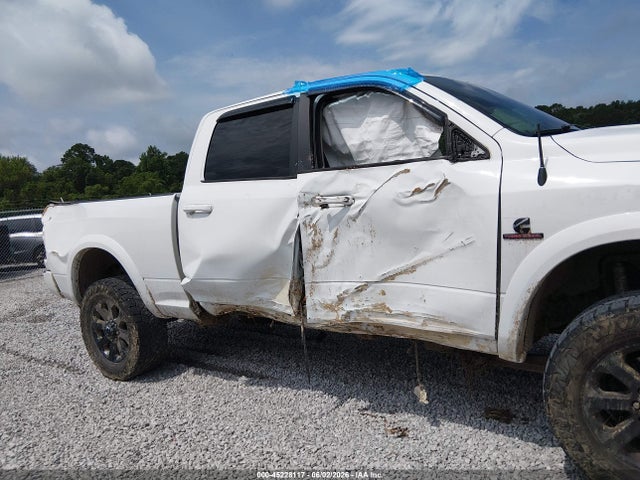 45228117 :رقم المزاد ، 3C6UR5FL2JG326375 vin ، 2018 Ram 2500 Laramie  4x4 6'4 Box مزاد بيع