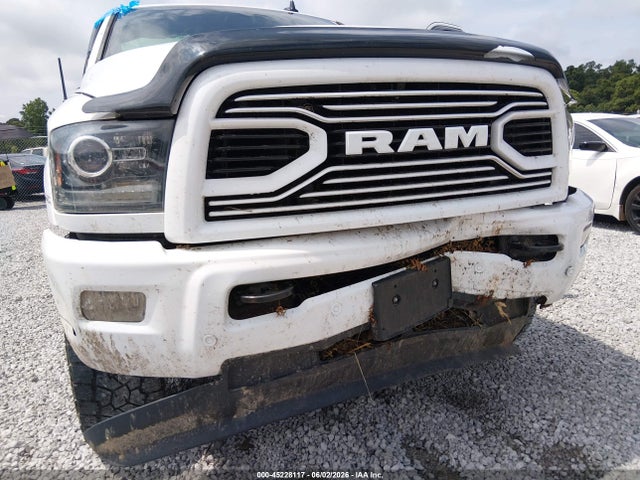 45228117 :رقم المزاد ، 3C6UR5FL2JG326375 vin ، 2018 Ram 2500 Laramie  4x4 6'4 Box مزاد بيع