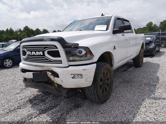 45228117 :رقم المزاد ، 3C6UR5FL2JG326375 vin ، 2018 Ram 2500 Laramie  4x4 6'4 Box مزاد بيع