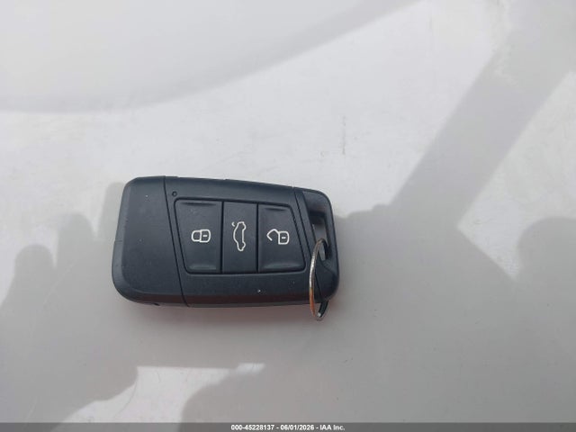 Продажа на аукционе авто 2022 Volkswagen Taos 1.5t S, vin: 3VVMX7B24NM008502, номер лота: 45228137