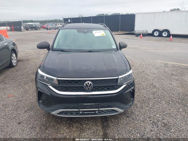 Продажа на аукционе авто 2022 Volkswagen Taos 1.5t S, vin: 3VVMX7B24NM008502, номер лота: 45228137